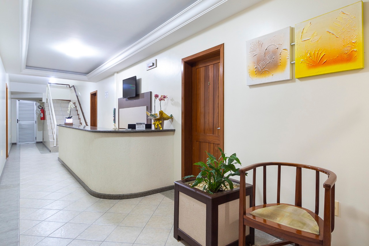 Recepção das 07:00 às 00:00